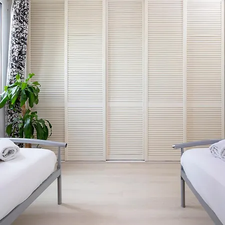 Playamar Flat In The With Pool, Tennis And Paddle Court, Gardens *